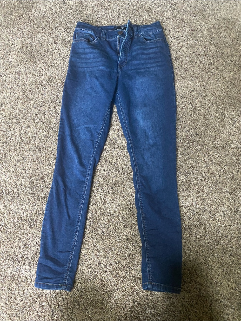 Women's High-Rise Skinny Jeans in Dark Blue